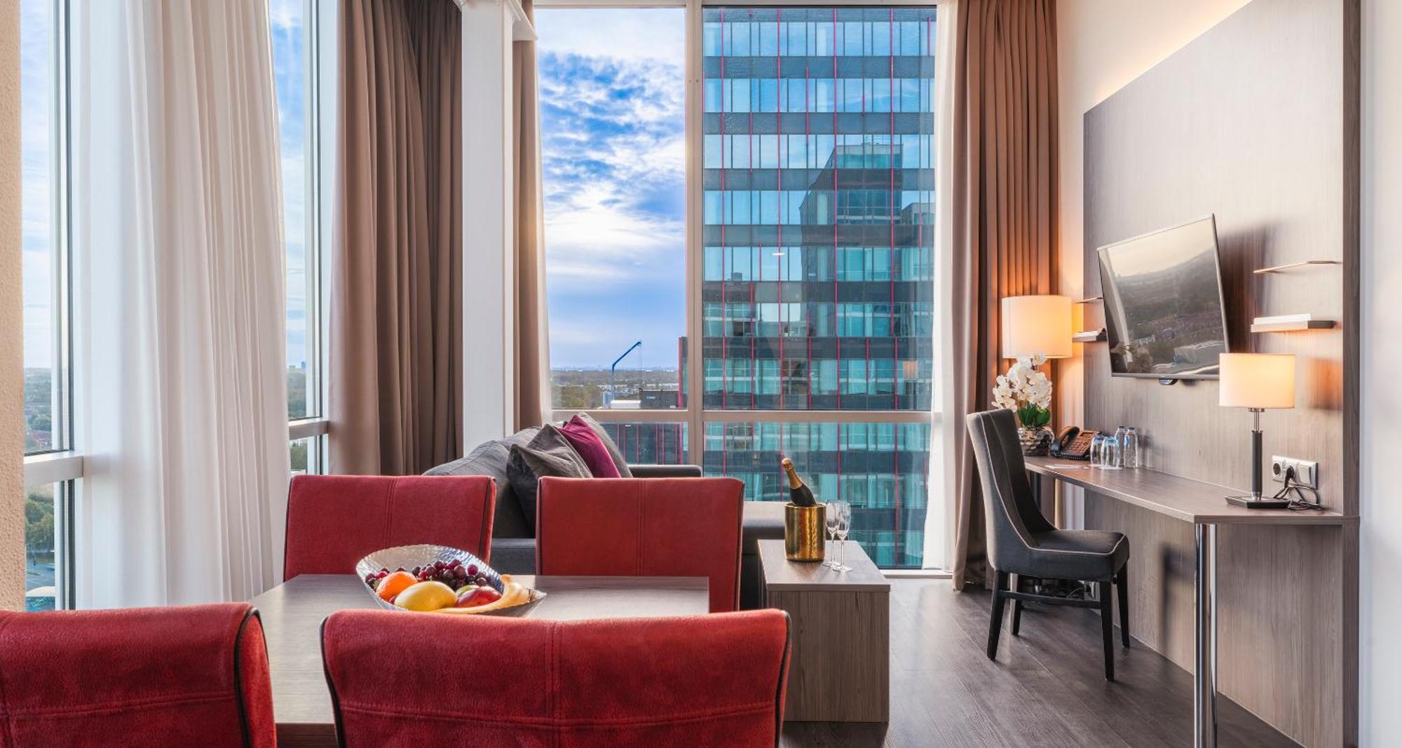 Plaza Premium Almere Eksteriør bilde
