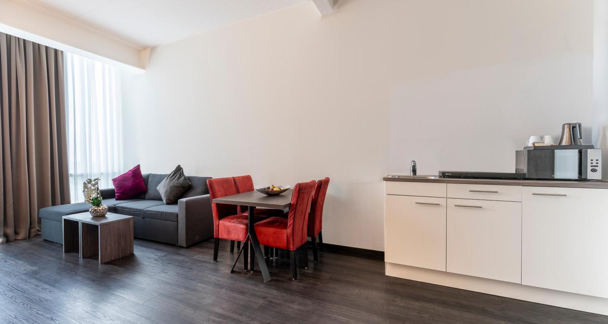 Plaza Premium Almere Eksteriør bilde