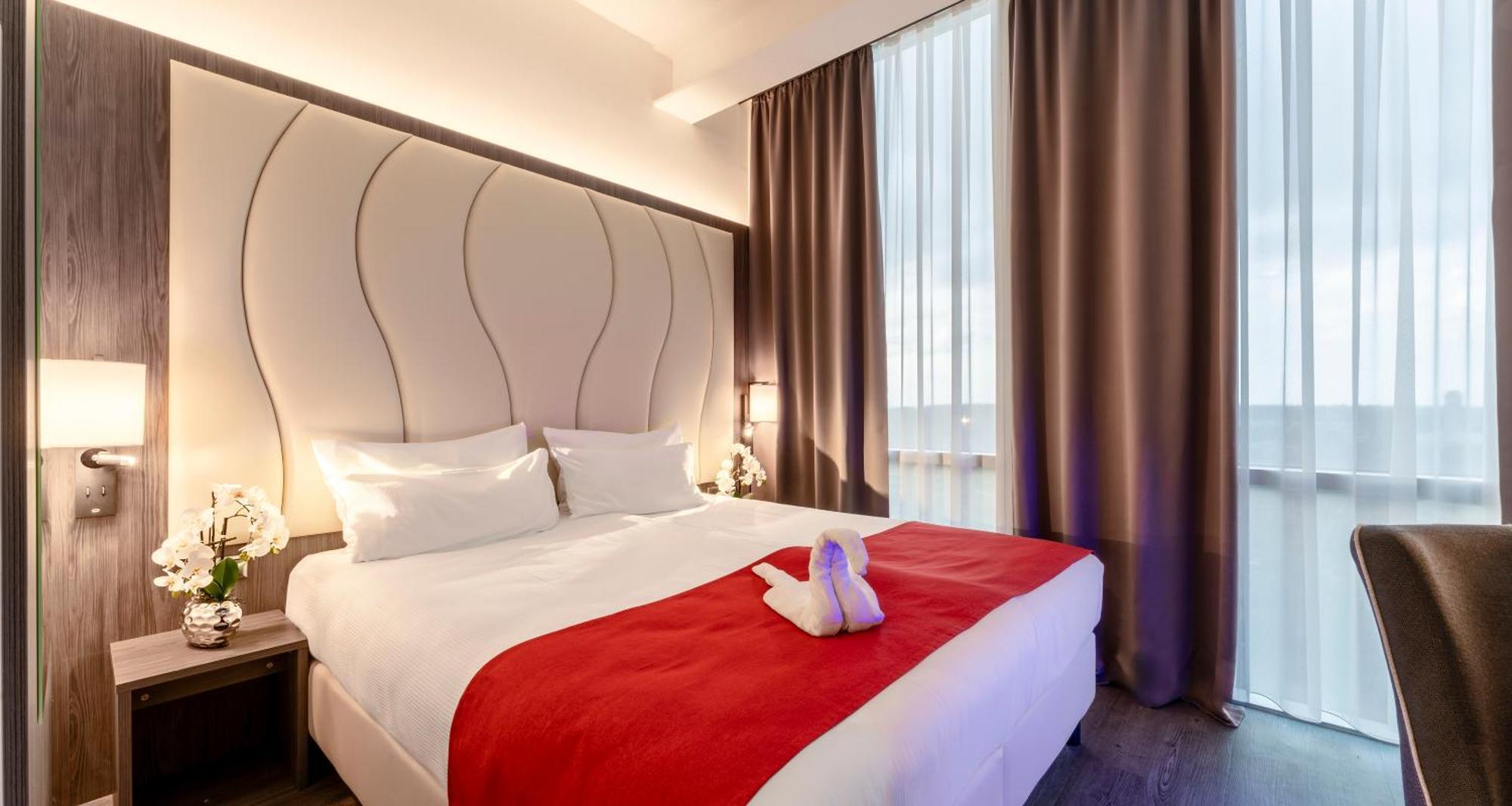 Plaza Premium Almere Eksteriør bilde