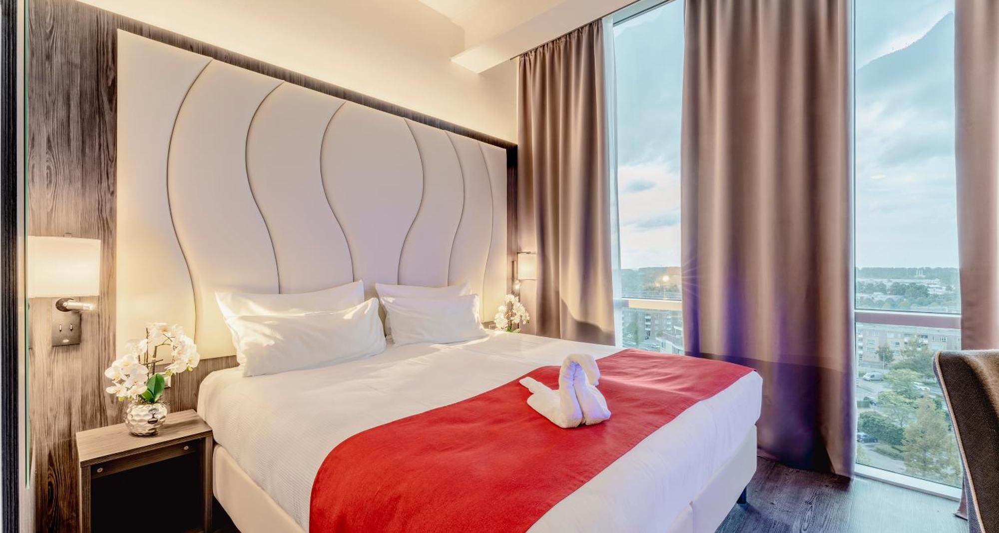 Plaza Premium Almere Eksteriør bilde