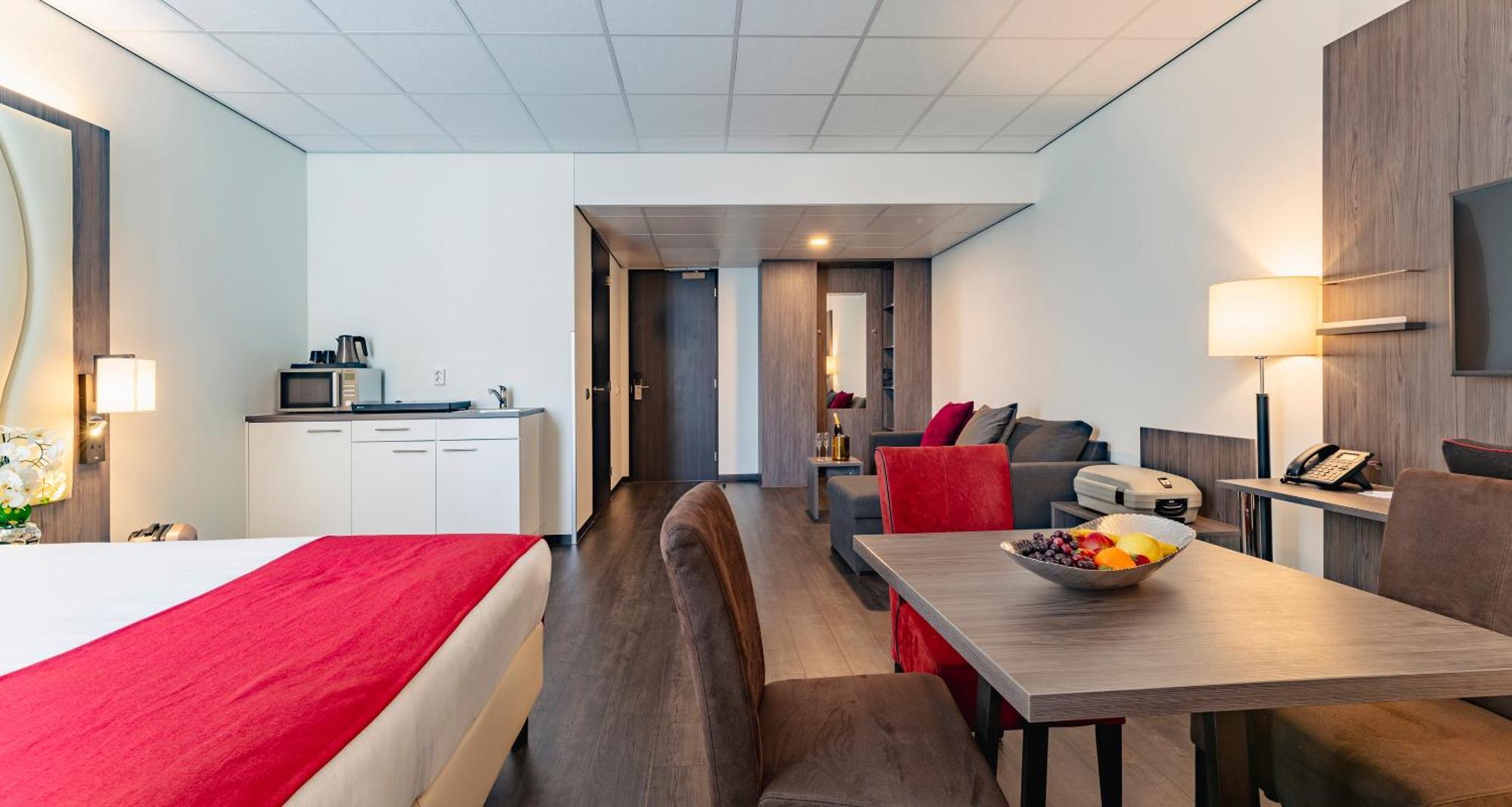 Plaza Premium Almere Eksteriør bilde