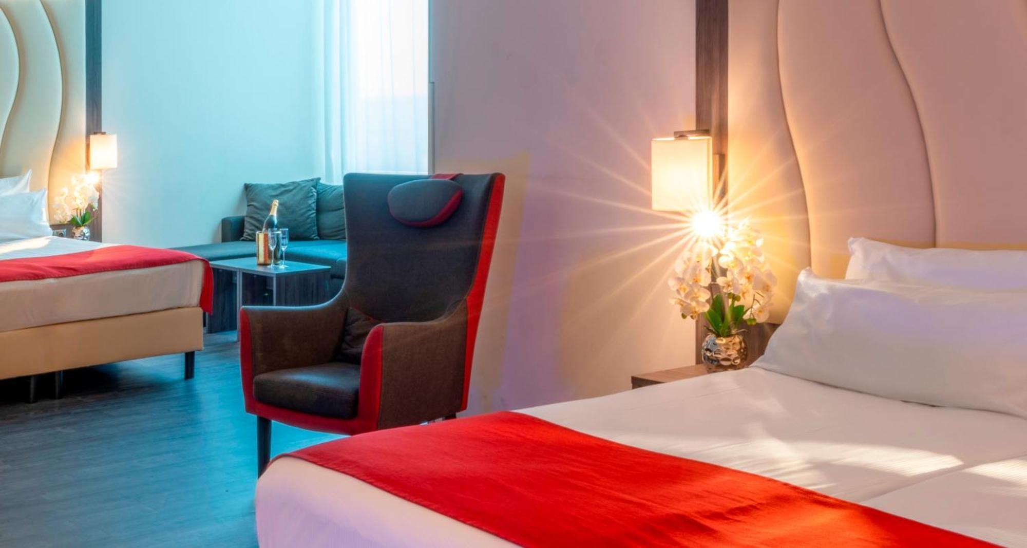Plaza Premium Almere Eksteriør bilde