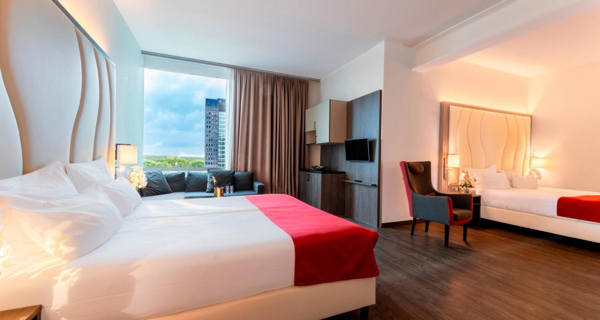 Plaza Premium Almere Eksteriør bilde