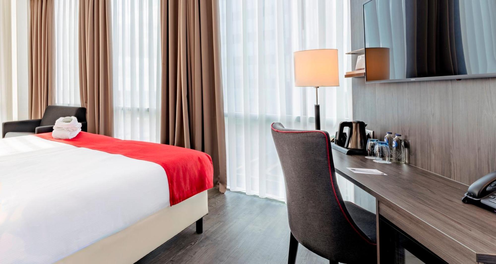 Plaza Premium Almere Eksteriør bilde